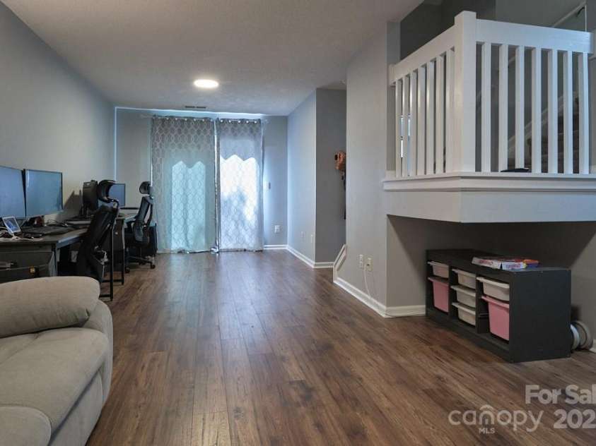 327 Wilkes Place Drive, Fort Mill, SC 29715.  MLS# CAR4258350, YatesRealty ID 24444. 
