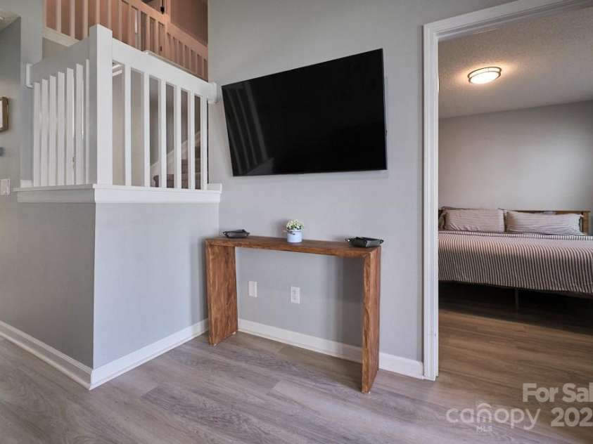 327 Wilkes Place Drive, Fort Mill, SC 29715.  MLS# CAR4258350, YatesRealty ID 24444. 