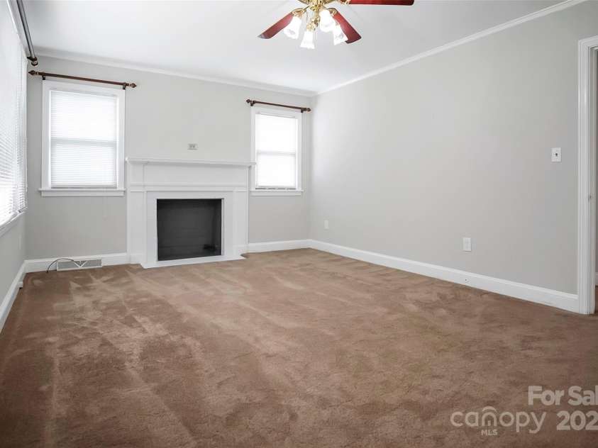 2108 Twin Avenue, Gastonia, NC 28052.  MLS# CAR4265631, YatesRealty ID 24445. 