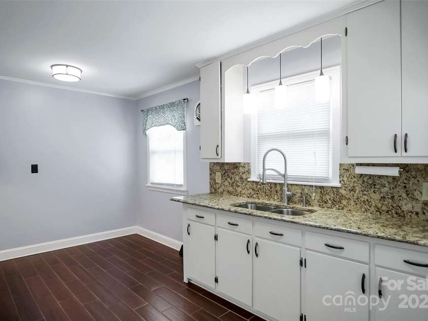 2108 Twin Avenue, Gastonia, NC 28052.  MLS# CAR4265631, YatesRealty ID 24445. 