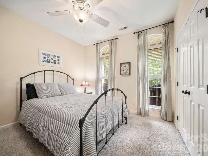 4006 Hickory View Drive, Fort Mill, SC 29707.  MLS# CAR4378829, YatesRealty ID 24445. 