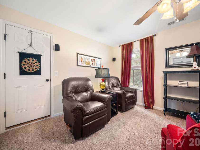4006 Hickory View Drive, Fort Mill, SC 29707.  MLS# CAR4378829, YatesRealty ID 24445. 