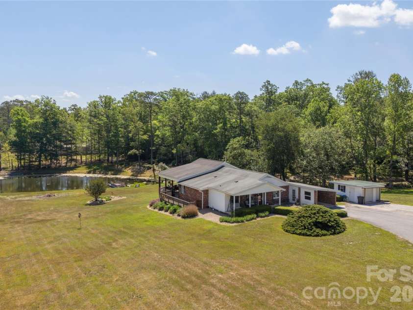 231 Allen Road, East Flat Rock, NC 28726.  MLS# CAR4381242, YatesRealty ID 24446. 