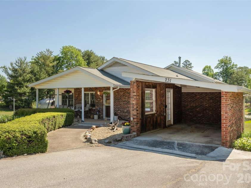 231 Allen Road, East Flat Rock, NC 28726.  MLS# CAR4381242, YatesRealty ID 24446. 