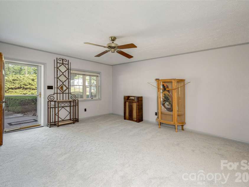 231 Allen Road, East Flat Rock, NC 28726.  MLS# CAR4381242, YatesRealty ID 24446. 