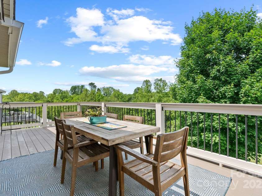 5 Loridon Drive, Weaverville, NC 28787.  MLS# CAR4261598, YatesRealty ID 24446. 