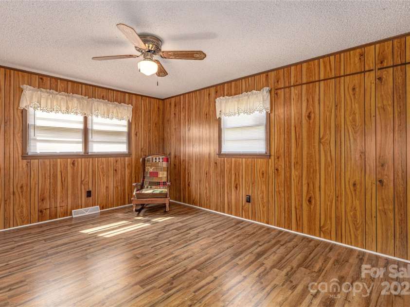 72 Cooper Drive, Nebo, NC 28761.  MLS# CAR4274532, YatesRealty ID 24447. 