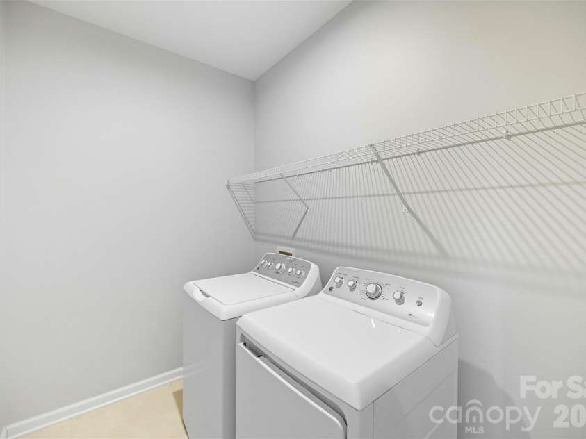 12725 Glowing Peak Road, Huntersville, NC 28078.  MLS# CAR4307179, YatesRealty ID 24448. 