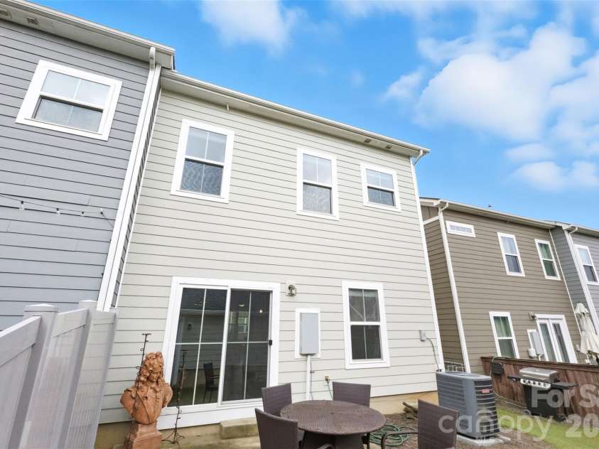 12725 Glowing Peak Road, Huntersville, NC 28078.  MLS# CAR4307179, YatesRealty ID 24448. 