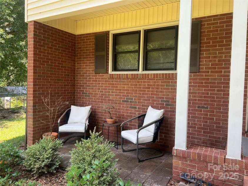 1909 Normandy Road, Kannapolis, NC 28081.  MLS# CAR4275991, YatesRealty ID 24448. 