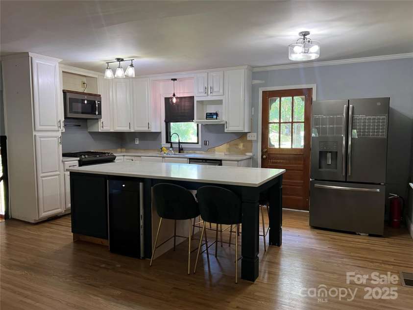 1909 Normandy Road, Kannapolis, NC 28081.  MLS# CAR4275991, YatesRealty ID 24448. 