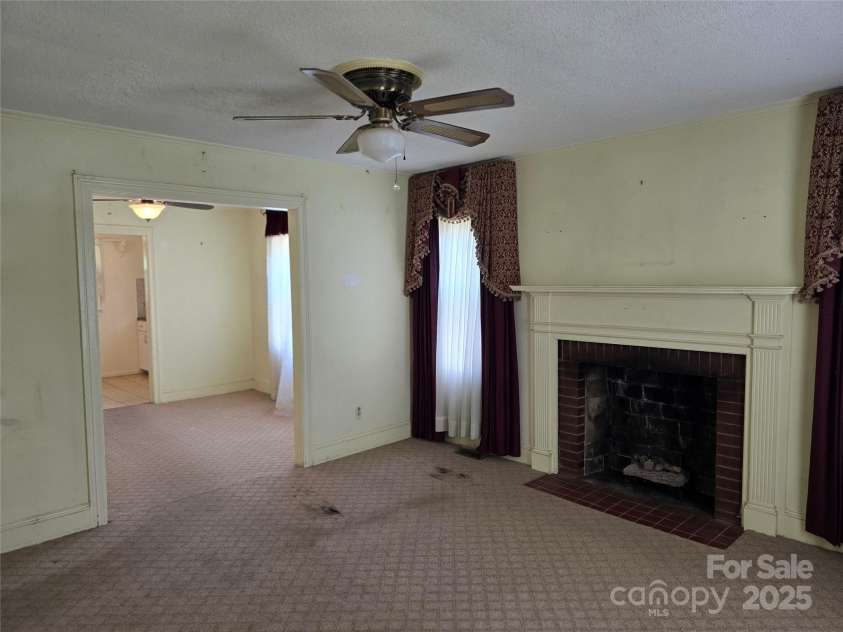 412 Ridge Street, Stanley, NC 28164.  MLS# CAR4273161, YatesRealty ID 24449. 
