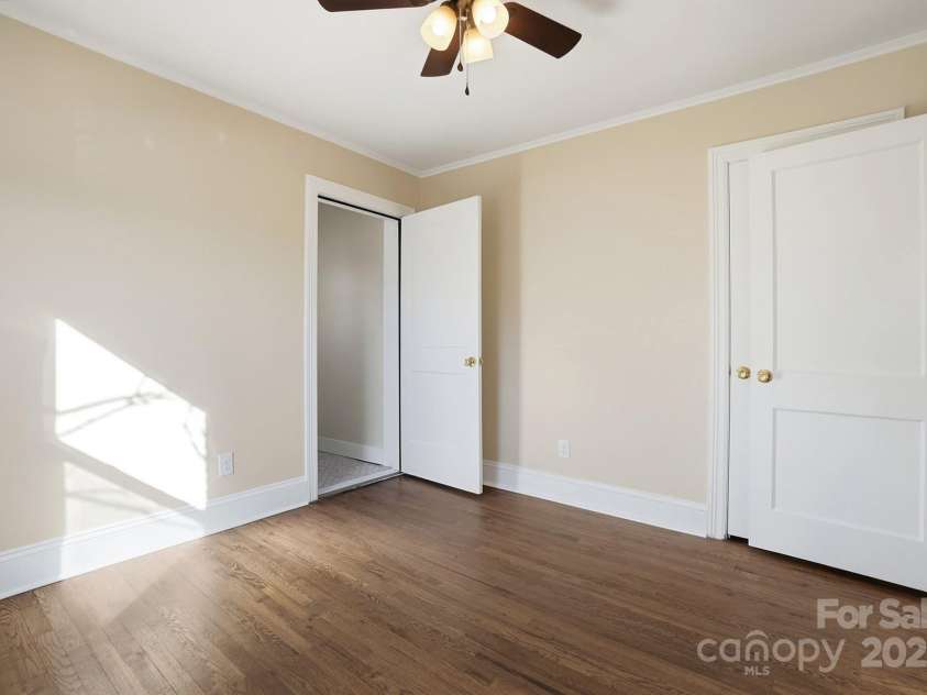 412 Ridge Street, Stanley, NC 28164.  MLS# CAR4330034, YatesRealty ID 24449. 