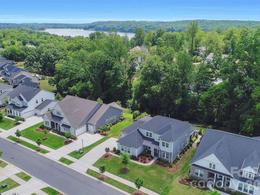 223 Lanyard Lane, Belmont, NC 28012.  MLS# CAR4381964, YatesRealty ID 2445. 