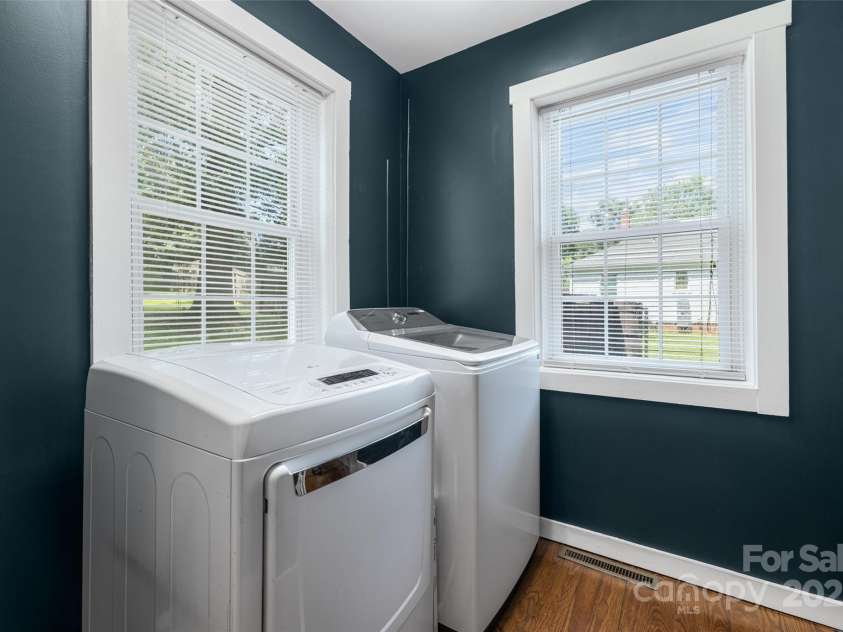 706 Jackson Street, Fort Mill, SC 29715.  MLS# CAR4270776, YatesRealty ID 24450. 
