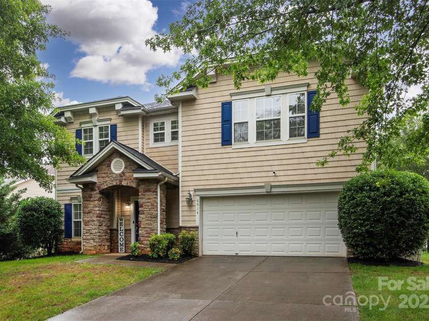 6914 Evanton Loch Road, Charlotte, NC 28278.  MLS# CAR4263880, YatesRealty ID 24451. 