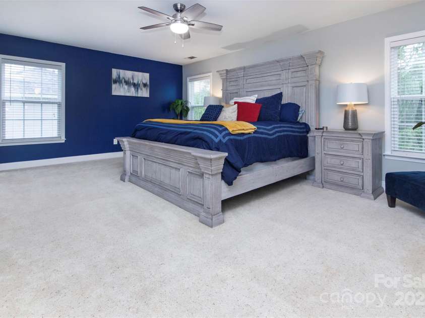 6914 Evanton Loch Road, Charlotte, NC 28278.  MLS# CAR4263880, YatesRealty ID 24451. 