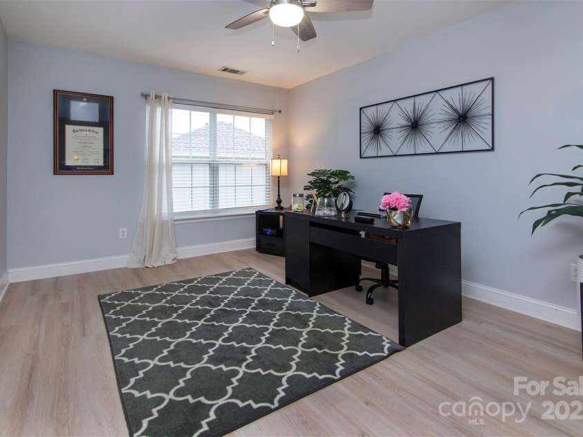 6914 Evanton Loch Road, Charlotte, NC 28278.  MLS# CAR4263880, YatesRealty ID 24451. 