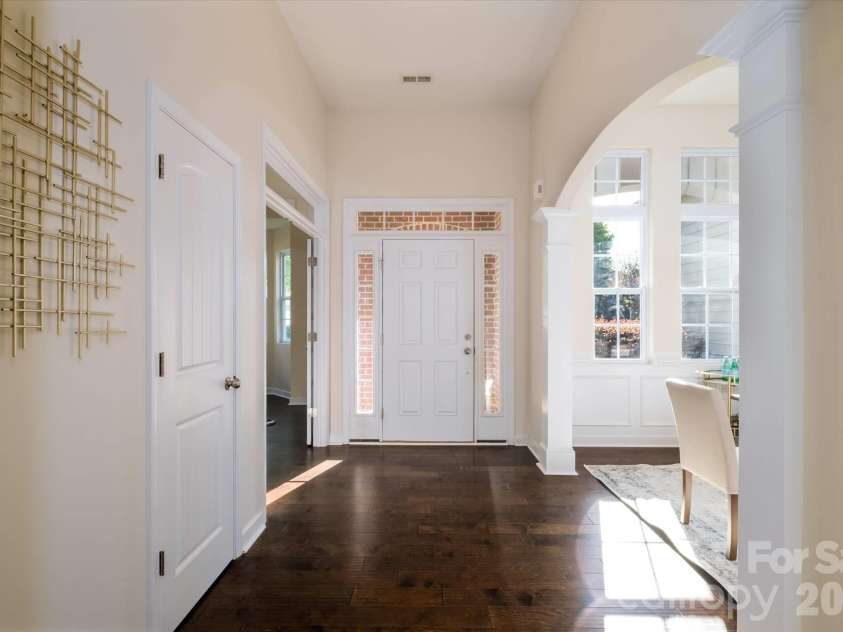 8720 Artesa Mill Lane, Charlotte, NC 28214.  MLS# CAR4349884, YatesRealty ID 24451. 