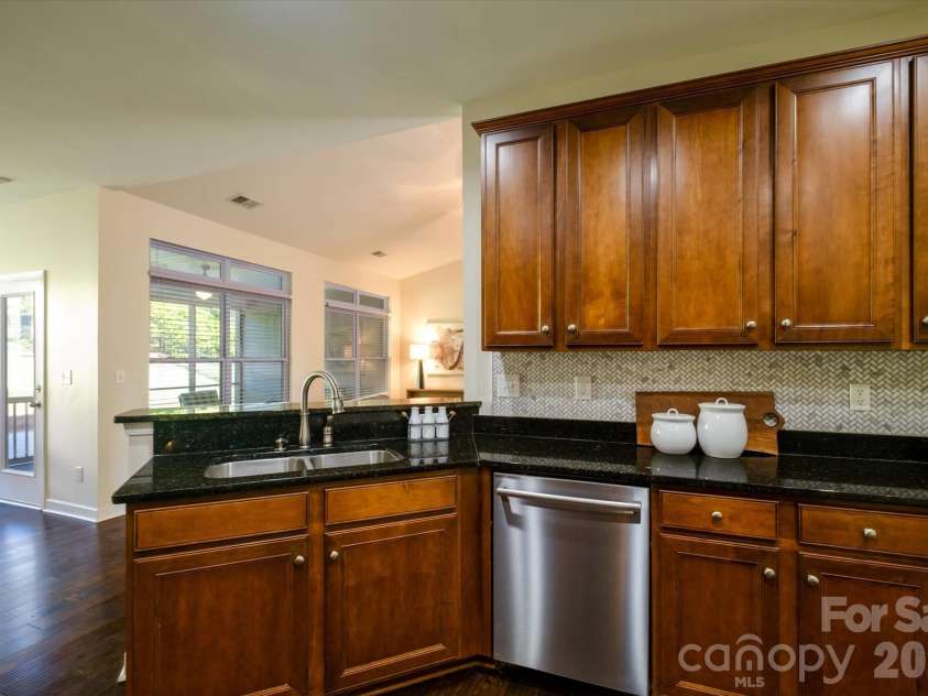 8720 Artesa Mill Lane, Charlotte, NC 28214.  MLS# CAR4349884, YatesRealty ID 24451. 