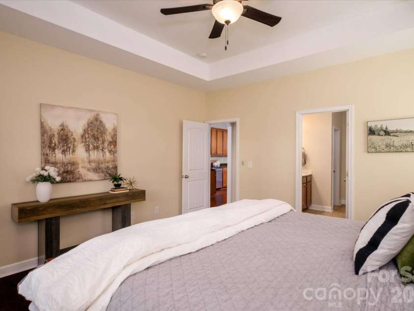 8720 Artesa Mill Lane, Charlotte, NC 28214.  MLS# CAR4349884, YatesRealty ID 24451. 