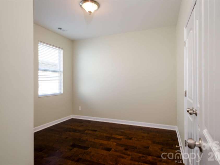 8720 Artesa Mill Lane, Charlotte, NC 28214.  MLS# CAR4349884, YatesRealty ID 24451. 
