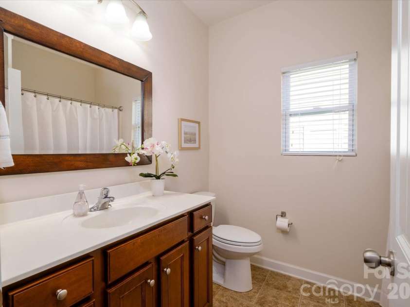8720 Artesa Mill Lane, Charlotte, NC 28214.  MLS# CAR4349884, YatesRealty ID 24451. 