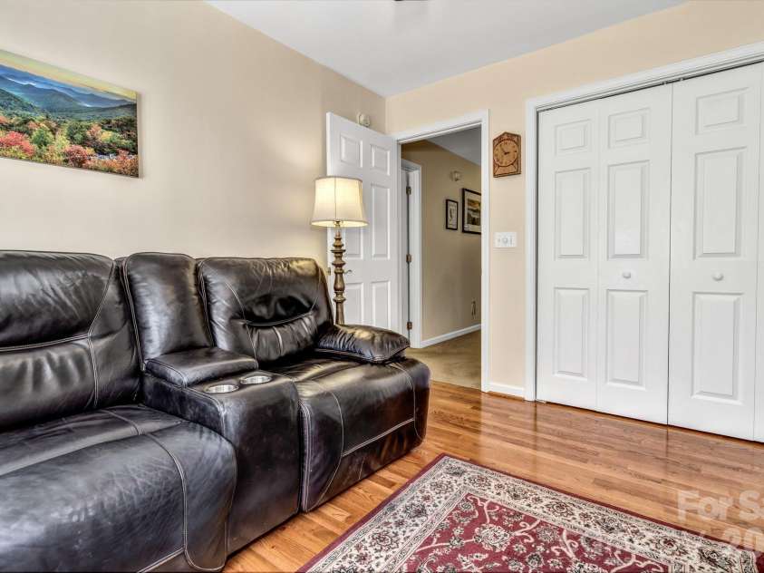 333 Charlestown Drive, Hendersonville, NC 28792.  MLS# CAR4354856, YatesRealty ID 24452. 3rd bedroom/bonus room
