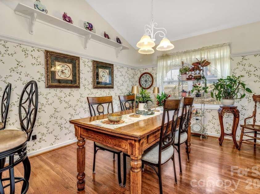 333 Charlestown Drive, Hendersonville, NC 28792.  MLS# CAR4354856, YatesRealty ID 24452. Dining room w/accent shelving