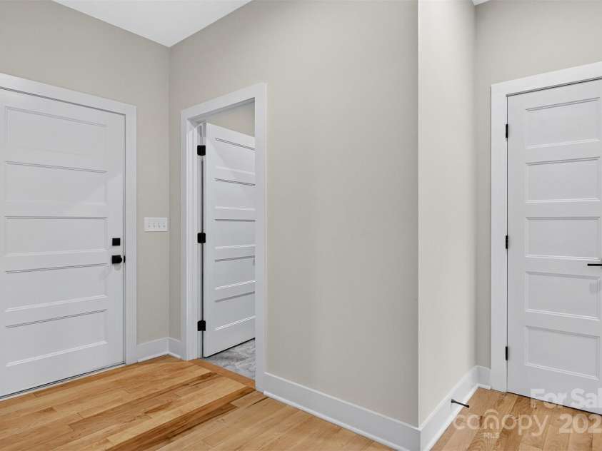 1019 Null Road, Lincolnton, NC 28092.  MLS# CAR4270918, YatesRealty ID 24453. Garage Entry