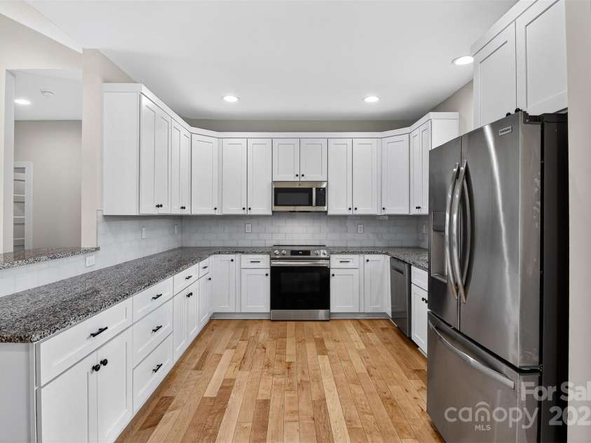 1019 Null Road, Lincolnton, NC 28092.  MLS# CAR4270918, YatesRealty ID 24453. Kitchen