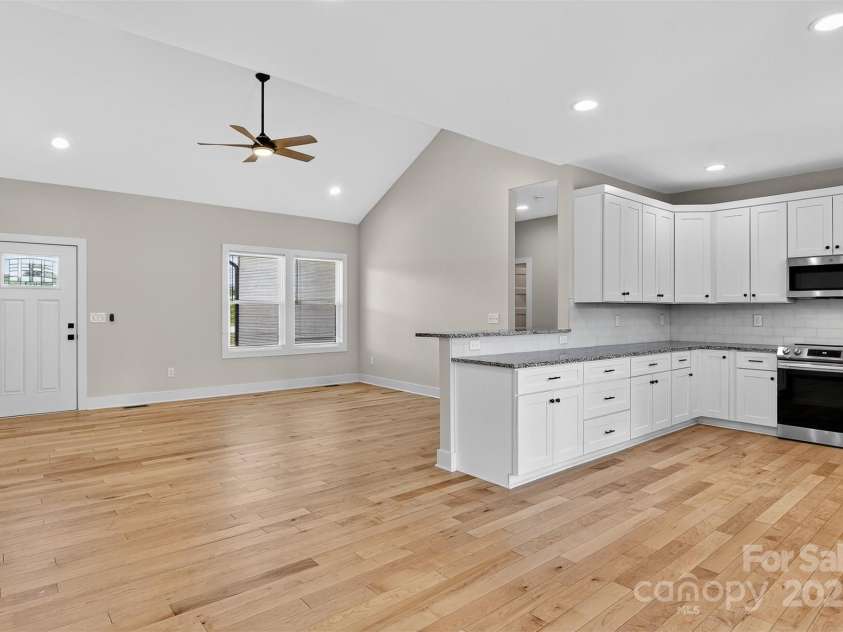 1019 Null Road, Lincolnton, NC 28092.  MLS# CAR4270918, YatesRealty ID 24453. LIving Space