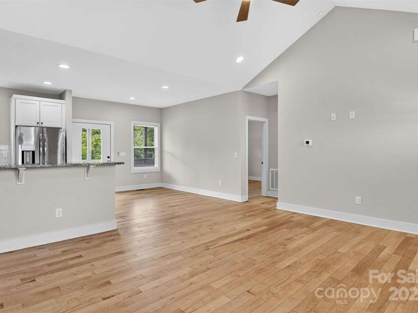 1019 Null Road, Lincolnton, NC 28092.  MLS# CAR4270918, YatesRealty ID 24453. Living Space