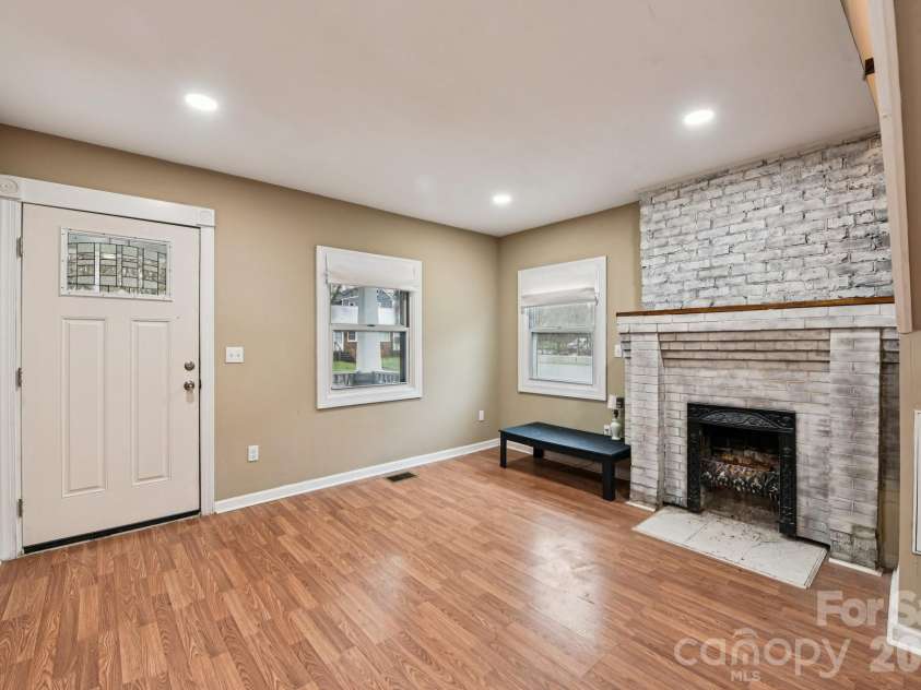 209 Marsh Street, Salisbury, NC 28144.  MLS# CAR4356706, YatesRealty ID 24453. 