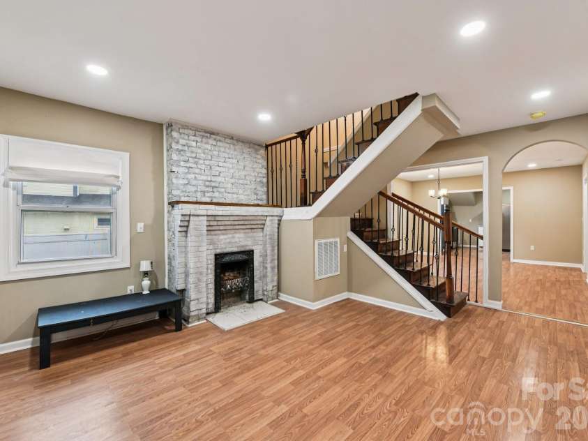 209 Marsh Street, Salisbury, NC 28144.  MLS# CAR4356706, YatesRealty ID 24453. 