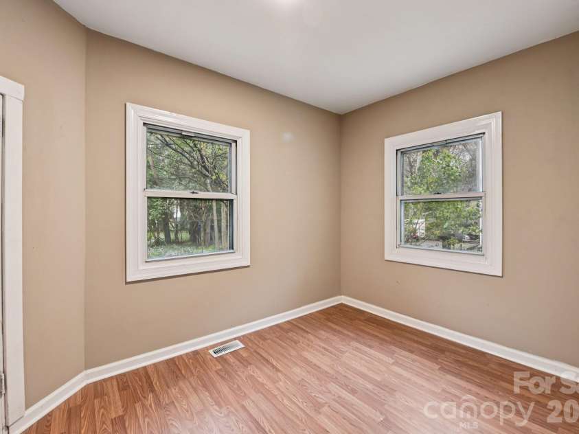 209 Marsh Street, Salisbury, NC 28144.  MLS# CAR4356706, YatesRealty ID 24453. 