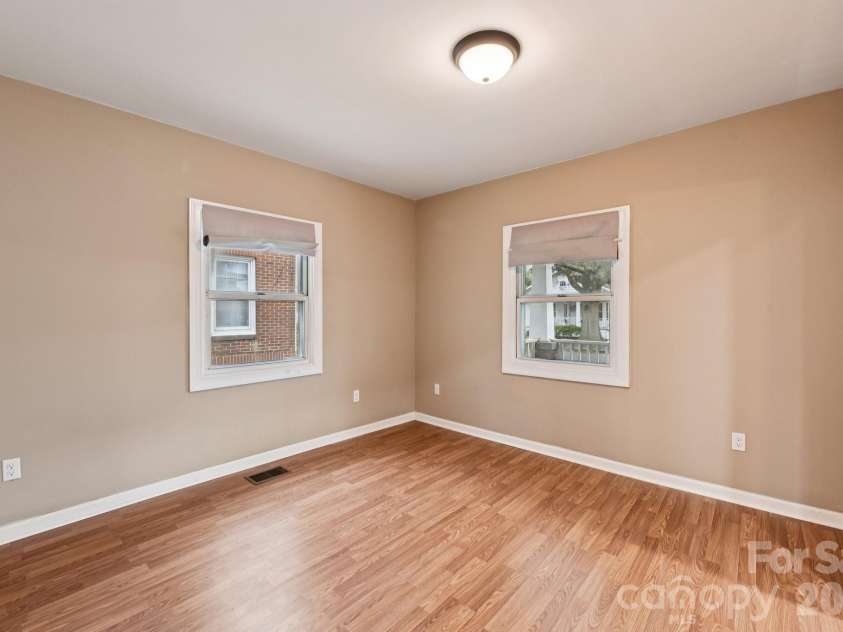 209 Marsh Street, Salisbury, NC 28144.  MLS# CAR4358398, YatesRealty ID 24453. 