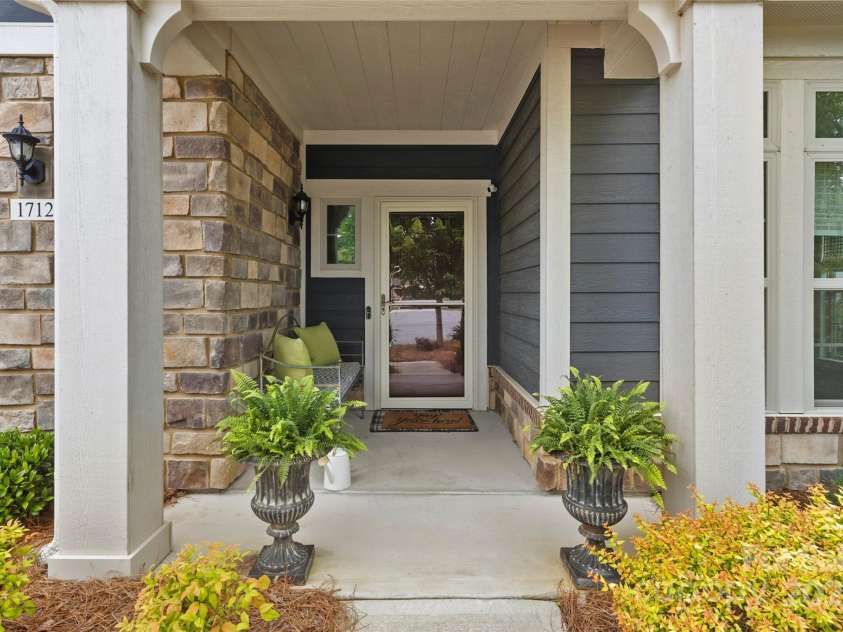 1712 Askern Court, Waxhaw, NC 28173.  MLS# CAR4265895, YatesRealty ID 24454. 