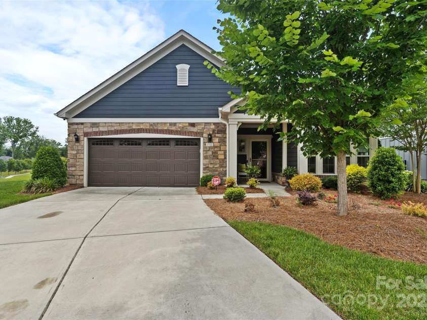1712 Askern Court, Waxhaw, NC 28173.  MLS# CAR4265895, YatesRealty ID 24454. 