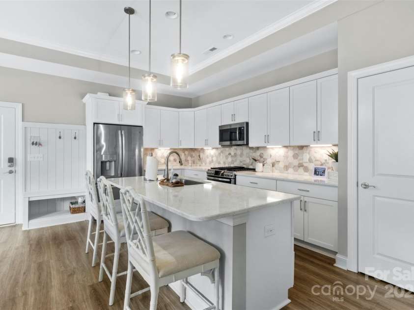 1712 Askern Court, Waxhaw, NC 28173.  MLS# CAR4265895, YatesRealty ID 24454. 