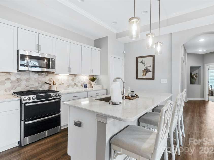 1712 Askern Court, Waxhaw, NC 28173.  MLS# CAR4265895, YatesRealty ID 24454. 