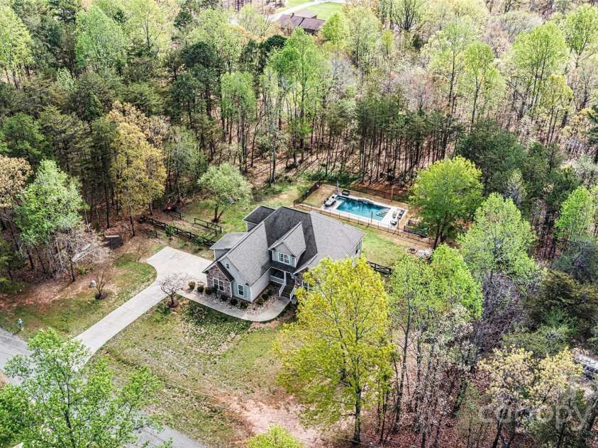 3207 Oak Ridge Circle, Lincolnton, NC 28092.  MLS# CAR4243649, YatesRealty ID 24455. Aerial