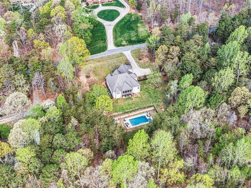 3207 Oak Ridge Circle, Lincolnton, NC 28092.  MLS# CAR4243649, YatesRealty ID 24455. Aerial