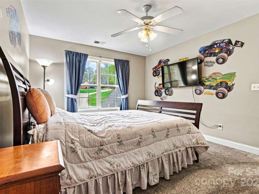 3207 Oak Ridge Circle, Lincolnton, NC 28092.  MLS# CAR4243649, YatesRealty ID 24455. Bedroom 2 - upstairs