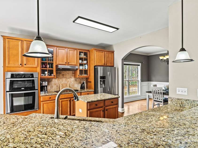 3207 Oak Ridge Circle, Lincolnton, NC 28092.  MLS# CAR4243649, YatesRealty ID 24455. Kitchen