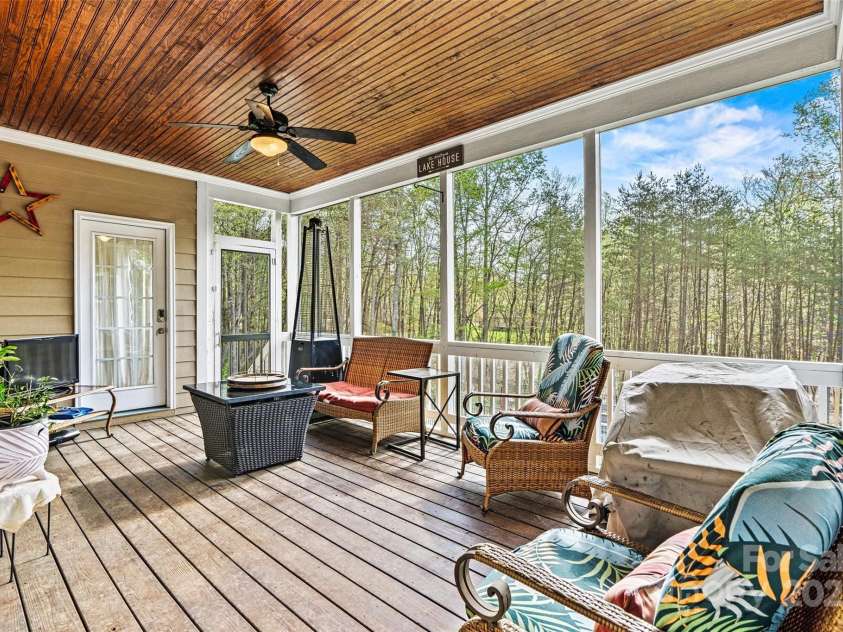 3207 Oak Ridge Circle, Lincolnton, NC 28092.  MLS# CAR4243649, YatesRealty ID 24455. Screened porch off from kitchen