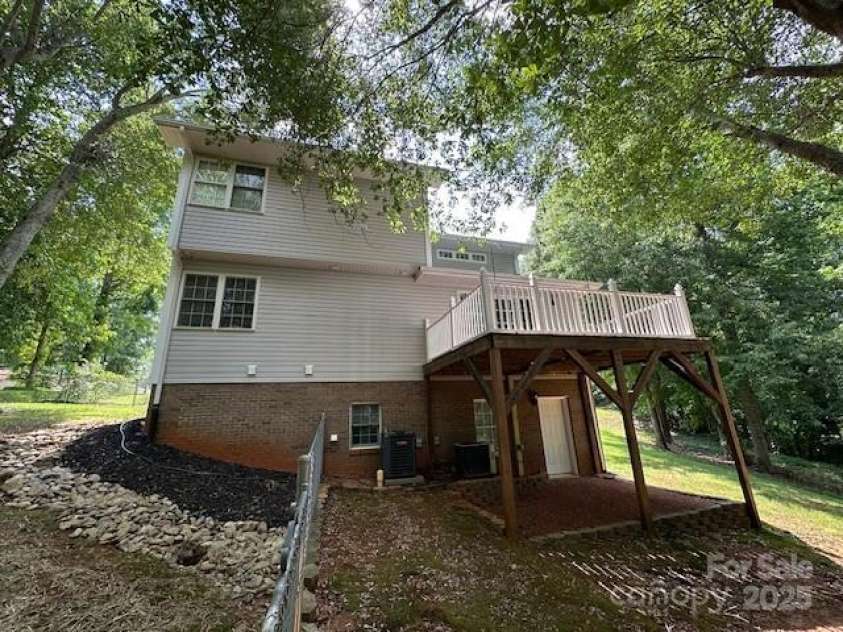 230 Poston Circle, Shelby, NC 28152.  MLS# CAR4275375, YatesRealty ID 24457. BACK