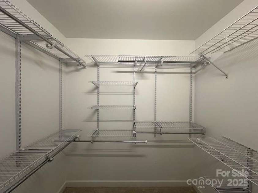 230 Poston Circle, Shelby, NC 28152.  MLS# CAR4275375, YatesRealty ID 24457. PRIMARY CLOSET