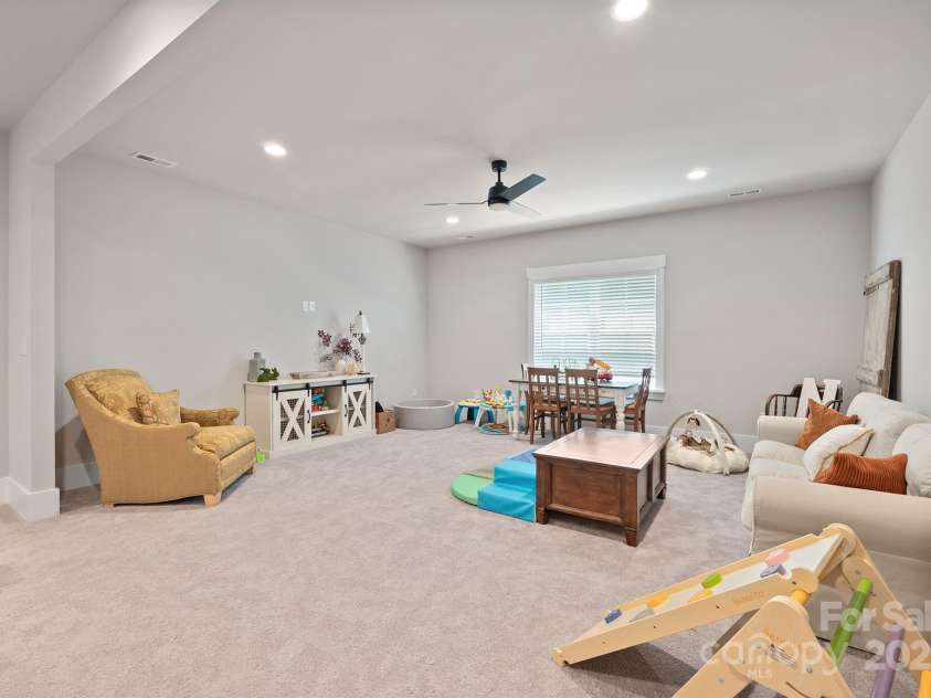 3627 Curtland Place, Concord, NC 28027.  MLS# CAR4272095, YatesRealty ID 24458. 