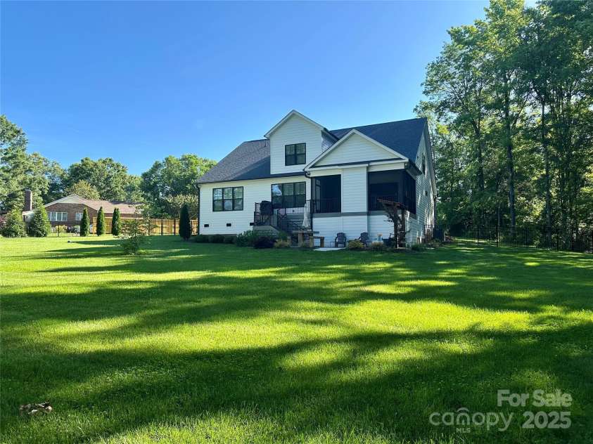 3627 Curtland Place, Concord, NC 28027.  MLS# CAR4272095, YatesRealty ID 24458. 